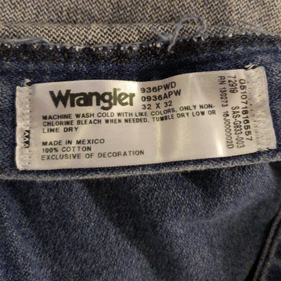 Mens Wrangler 32x32 cowboy slimcut jeans. - Picture 2 of 4
